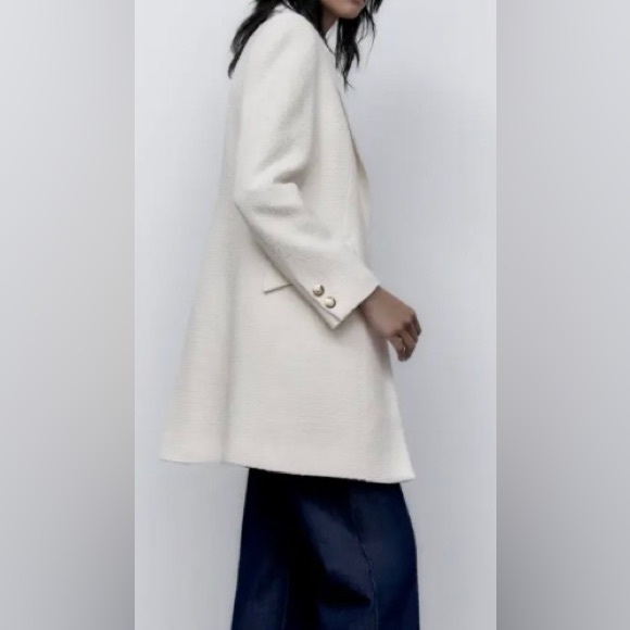 ZARA ECRU STRUCTURED COAT WITH GOLDEN BUTTONS - Picture 4 of 15